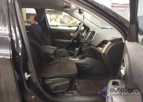 2016 Jeep Cherokee Altitude из США, поврежденный, VIN 1C4PJMCS6GW203451